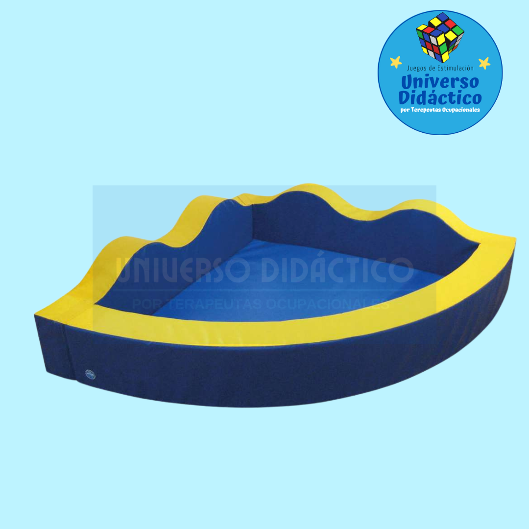Piscina de Pelotas Esquinera con Curvas