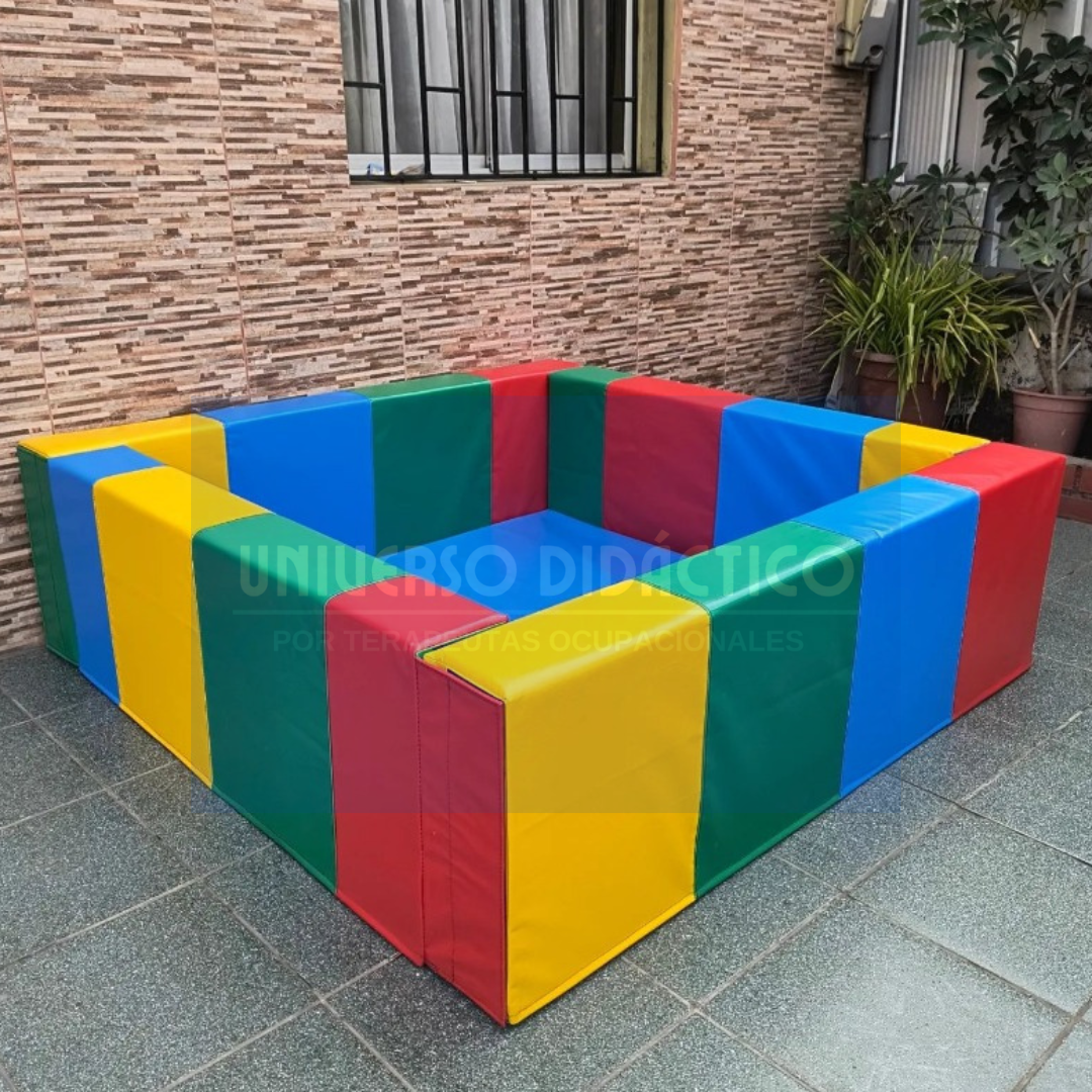 Piscina de Pelotas Cuadradada Pequeña